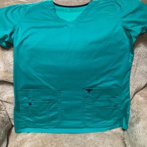 Med Couture nursing top